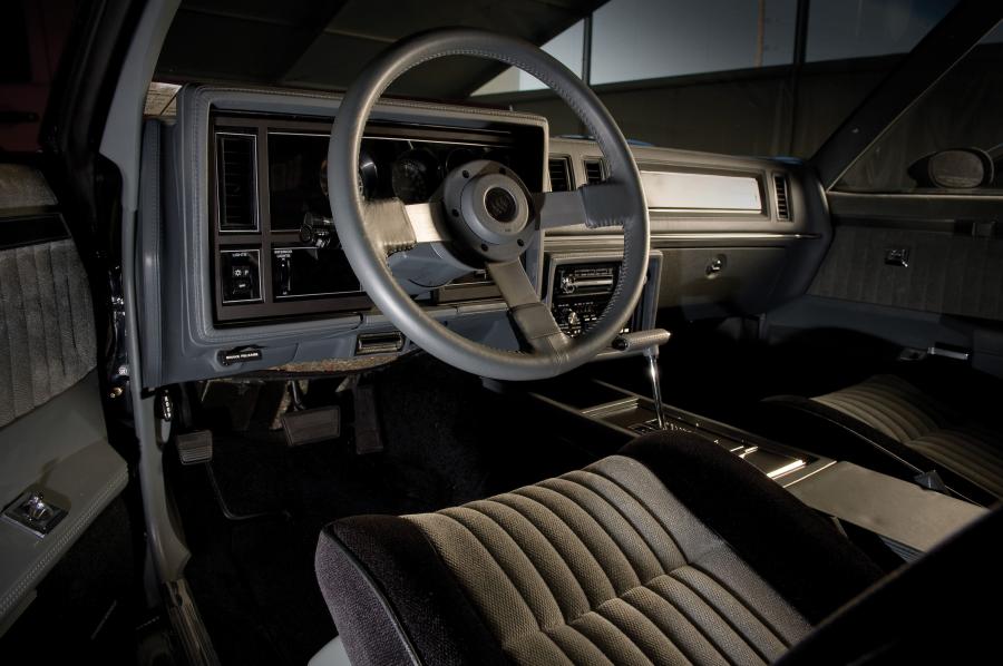 Торпедо Buick GNX 1987 года  (фото 45 из 64)